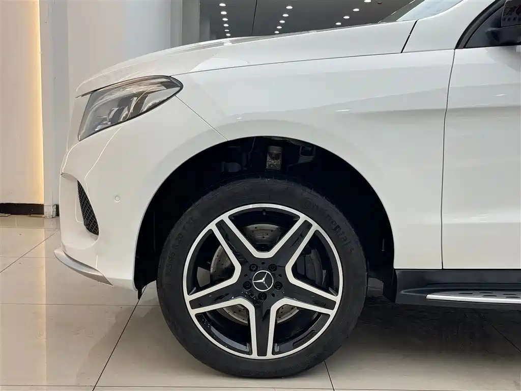 Mercedes-Benz GLE AMG 2017 AMG GLE 43 4MATIC фото 7