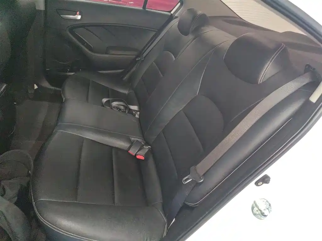 Kia K3 2015 1.6L Automatic GL фото 13