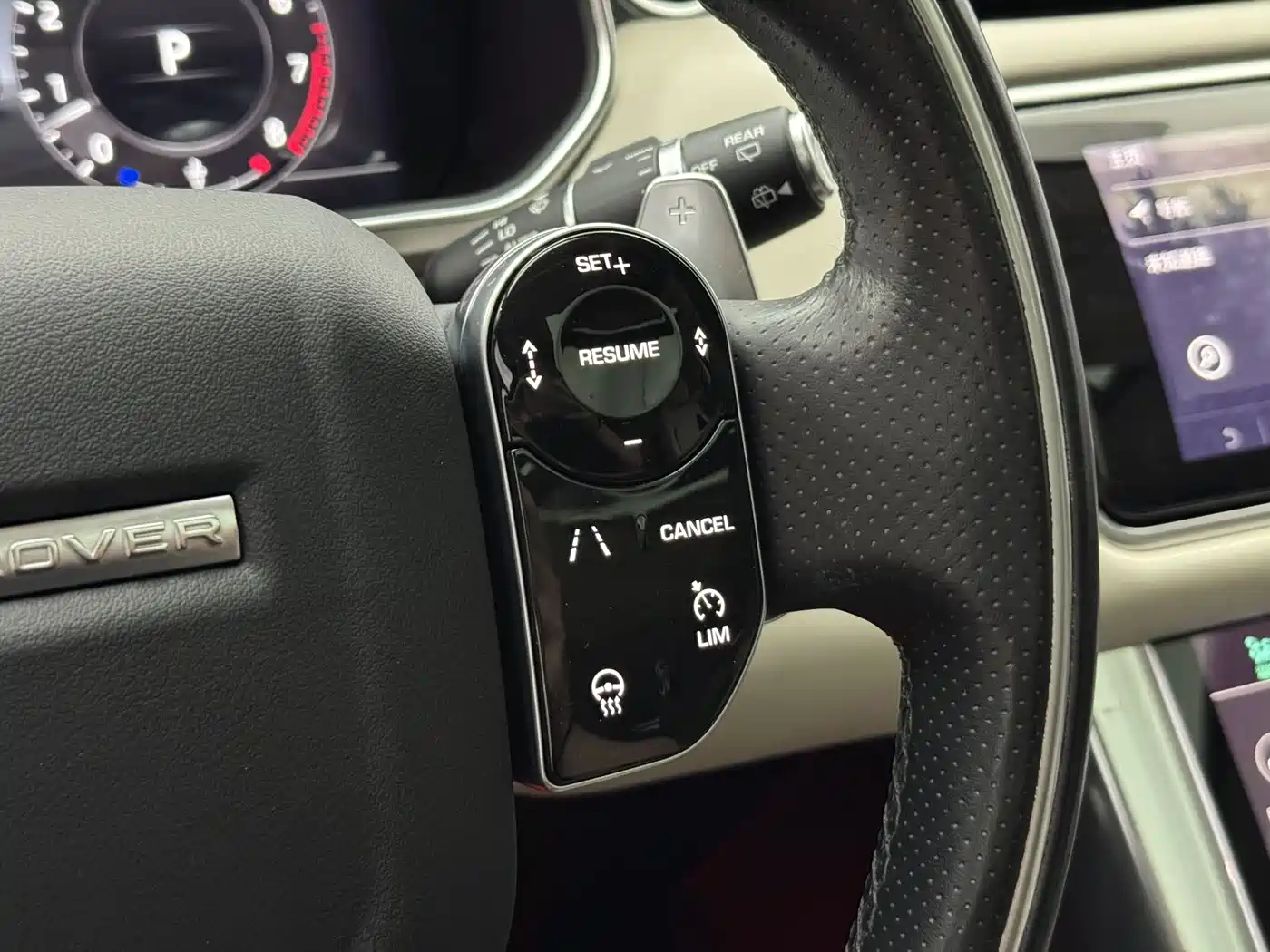 Land Rover Range Rover Sport 2022 3.0 L6 Indigo Flowing Light Edition фото 13