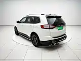 Фото 4 - Ford Edge