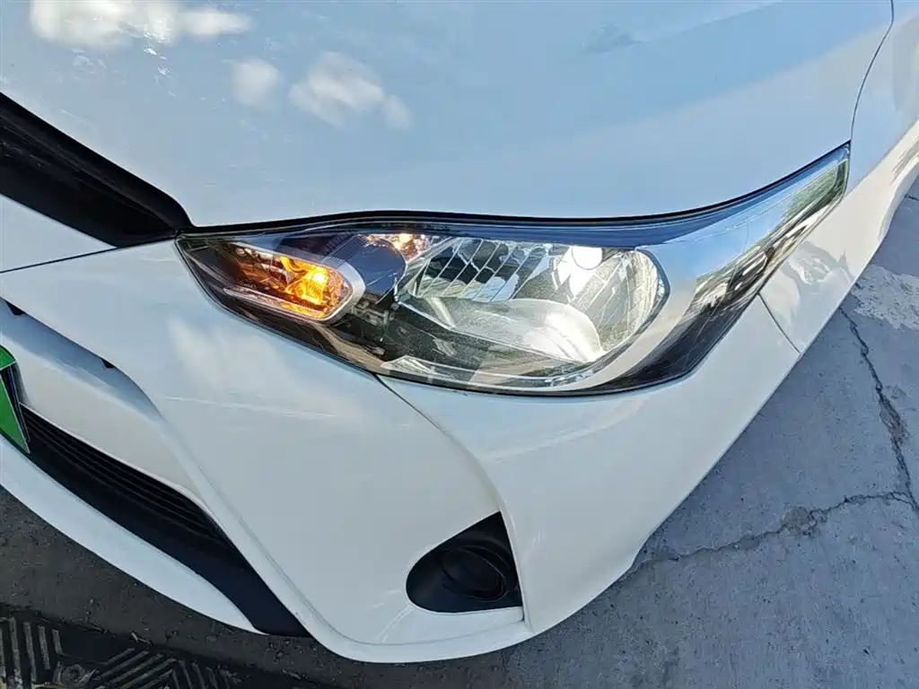 Toyota YARiS L Zhi Xiang 2017 1.5E CVT Charming Edition фото 24