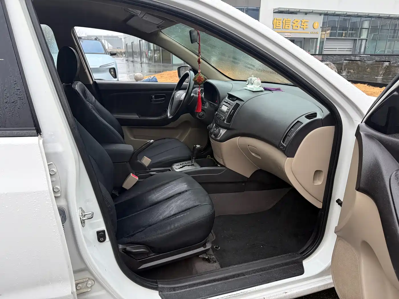 Hyundai Elantra 2011 1.6L Automatic Comfort фото 12