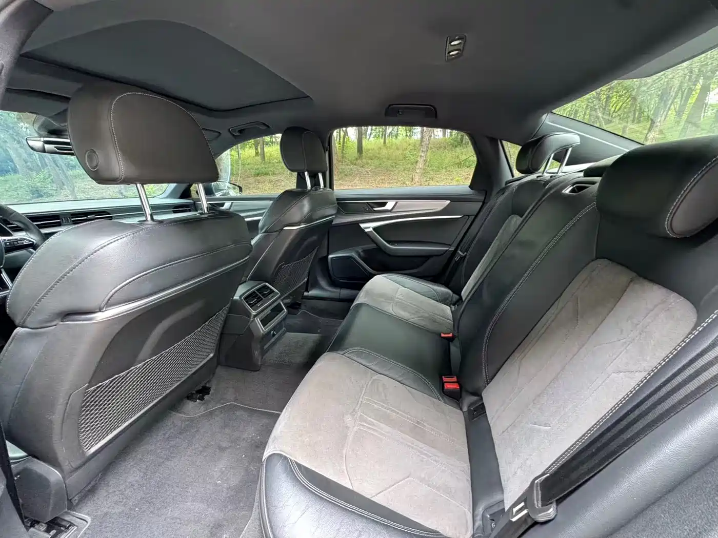 Audi A6L 2021 40 TFSI Luxury Sport фото 7