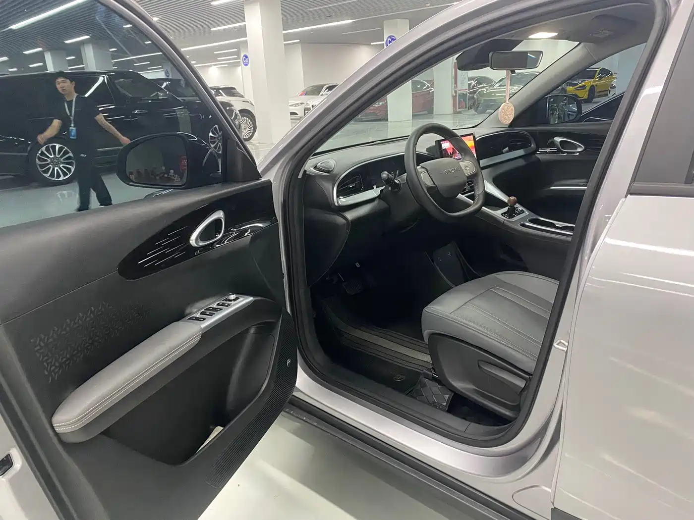 Geely Galaxy Starry Wish 2026 Edition 310km Youth Version фото 6