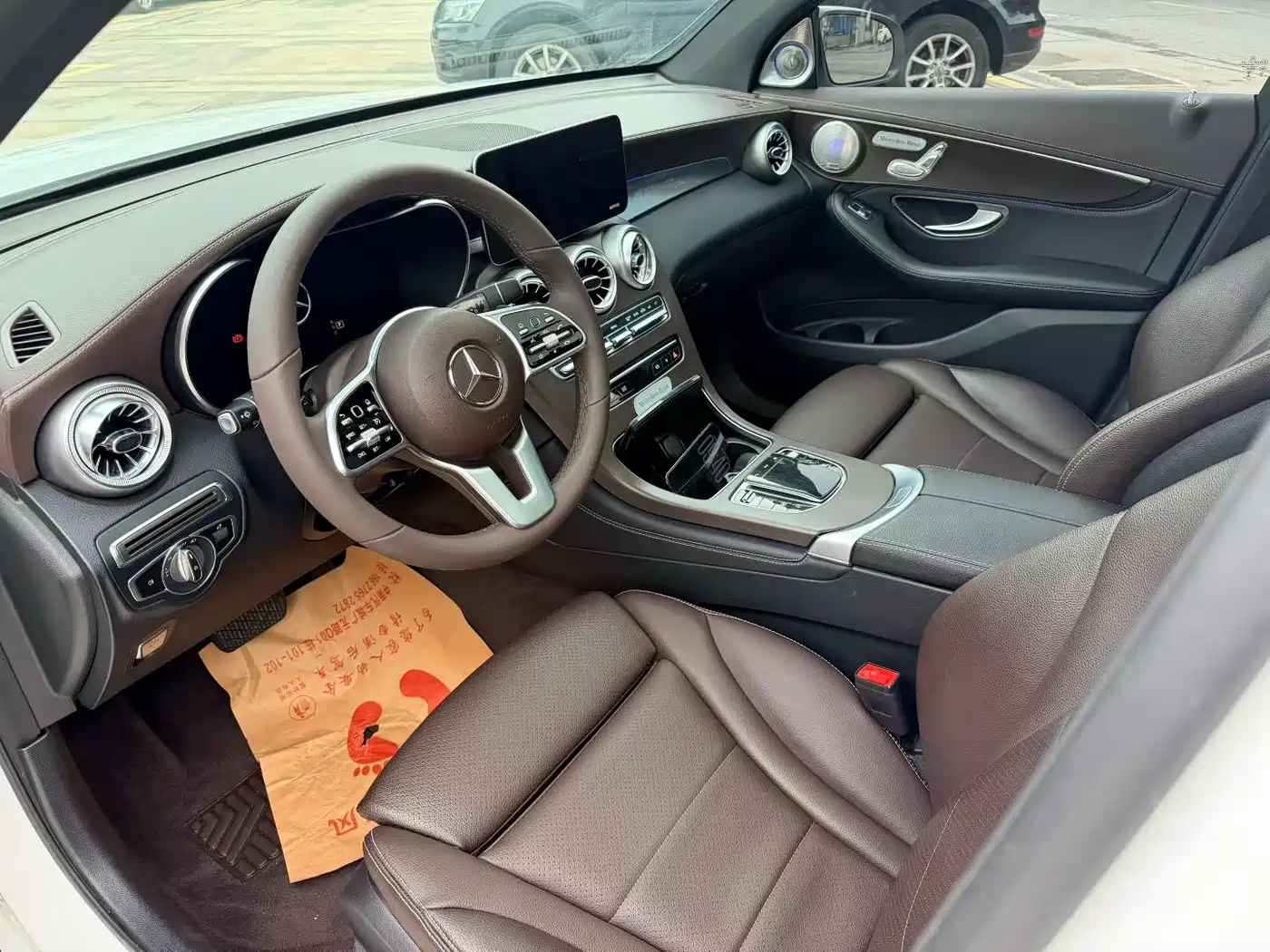 Mercedes-Benz GLC 2020 Facelift GLC 260 L 4MATIC Dynamic фото 4