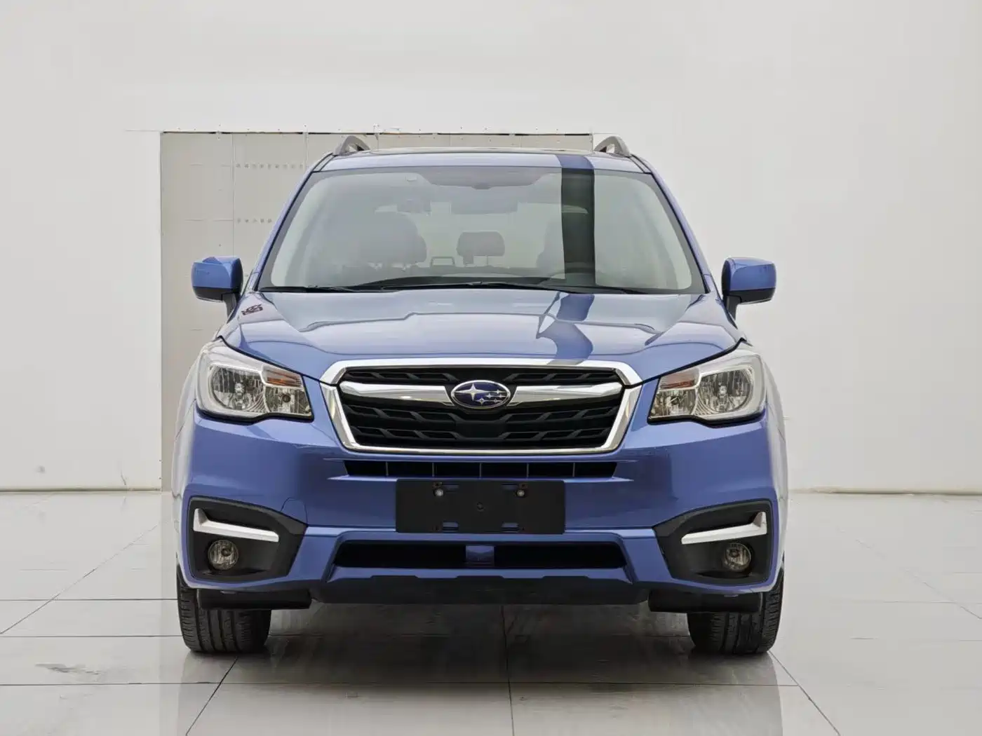 Subaru Forester 2016 2.0i Luxury Navigation Edition фото 2