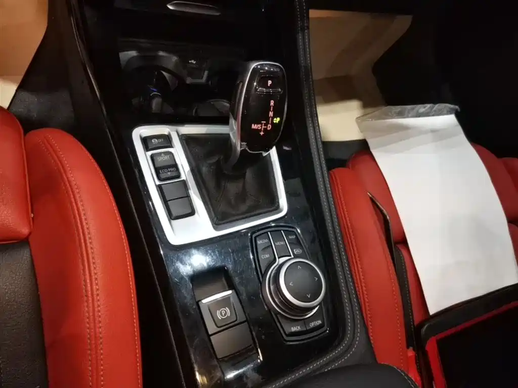 BMW 1 Series 2021 125i M Sport Black Night Edition фото 14