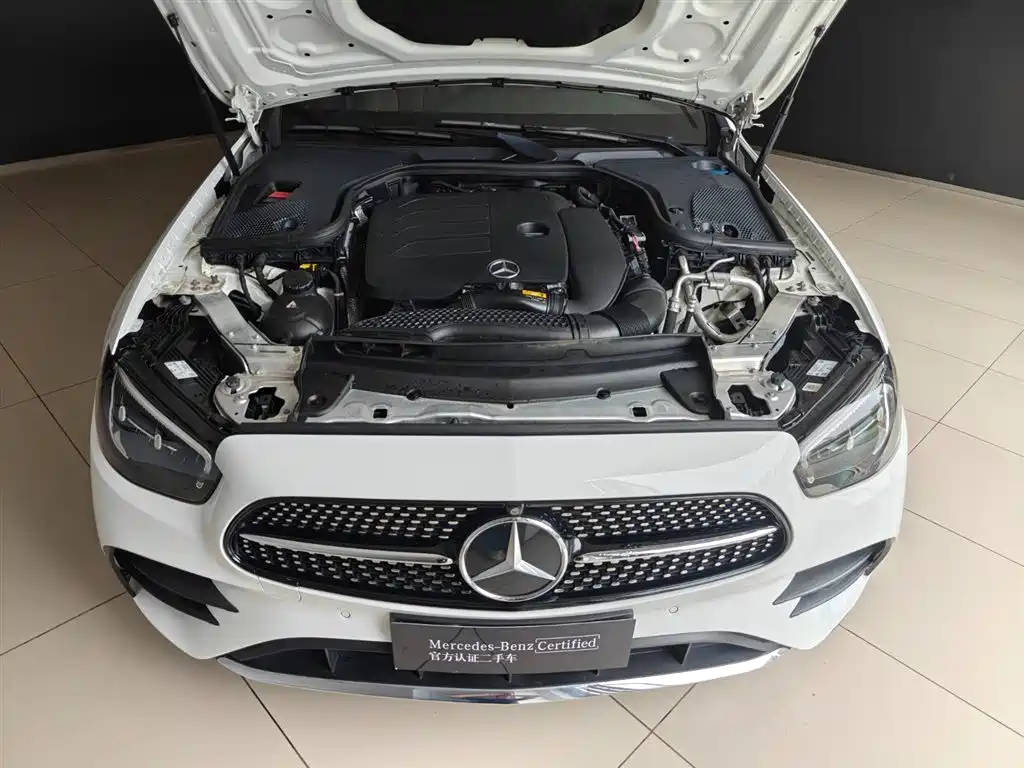 Mercedes-Benz E-Class 2022 E 300 L Sport Fashion фото 2