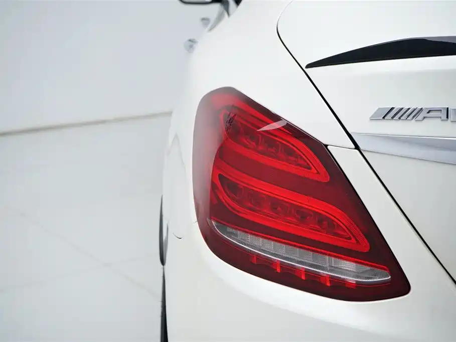 Mercedes-Benz C-Class AMG 2017 AMG C 63 фото 10