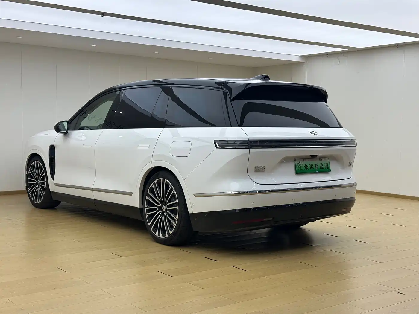 NIO ES8 2025 2025 Base Model