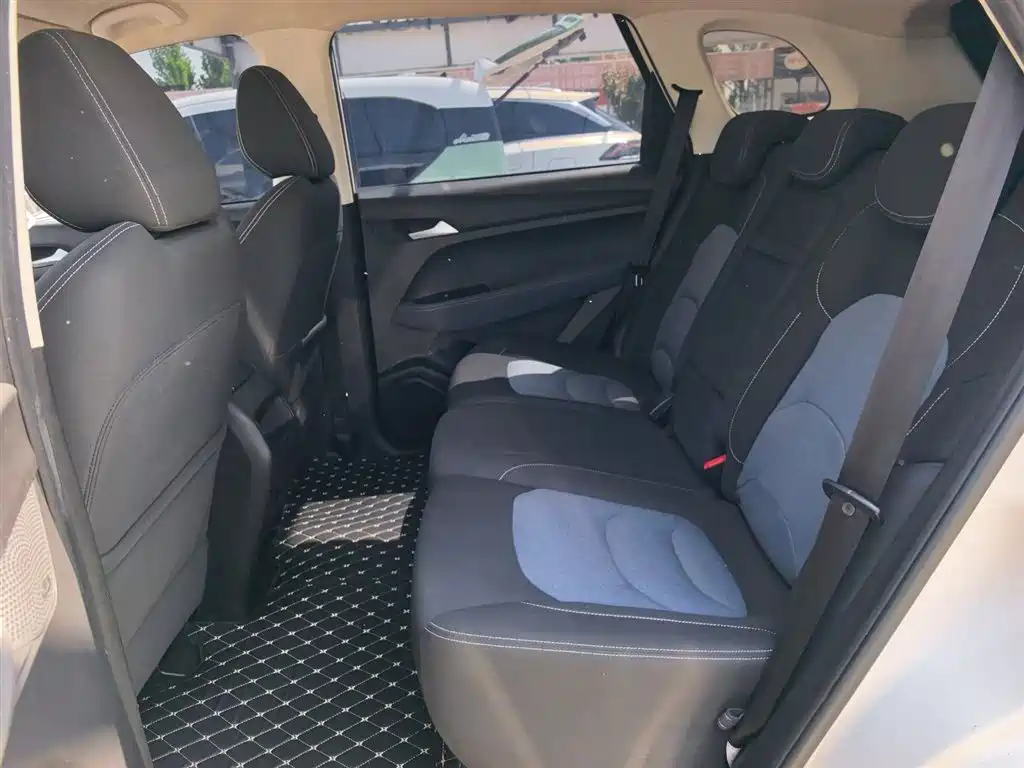 BAOJUN 530