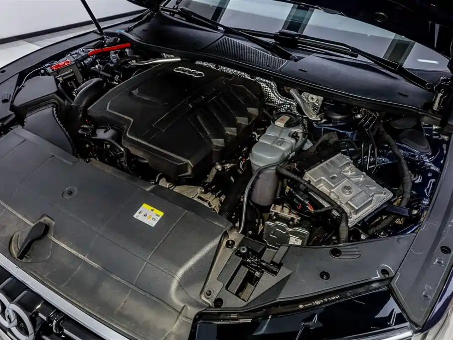 Audi A7L 2024 45TFSI S-line Dream Edition Crystal Package фото 33