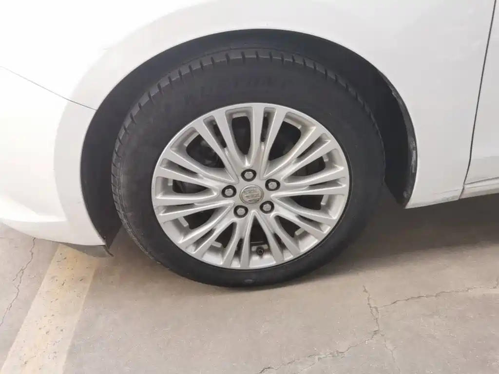 Фото 23 - Buick Excelle