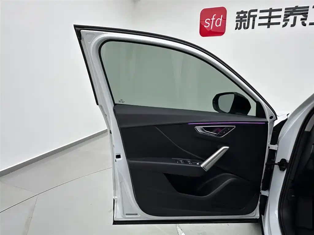 Audi Q2L 2021 35 TFSI Progressive Dynamic фото 8
