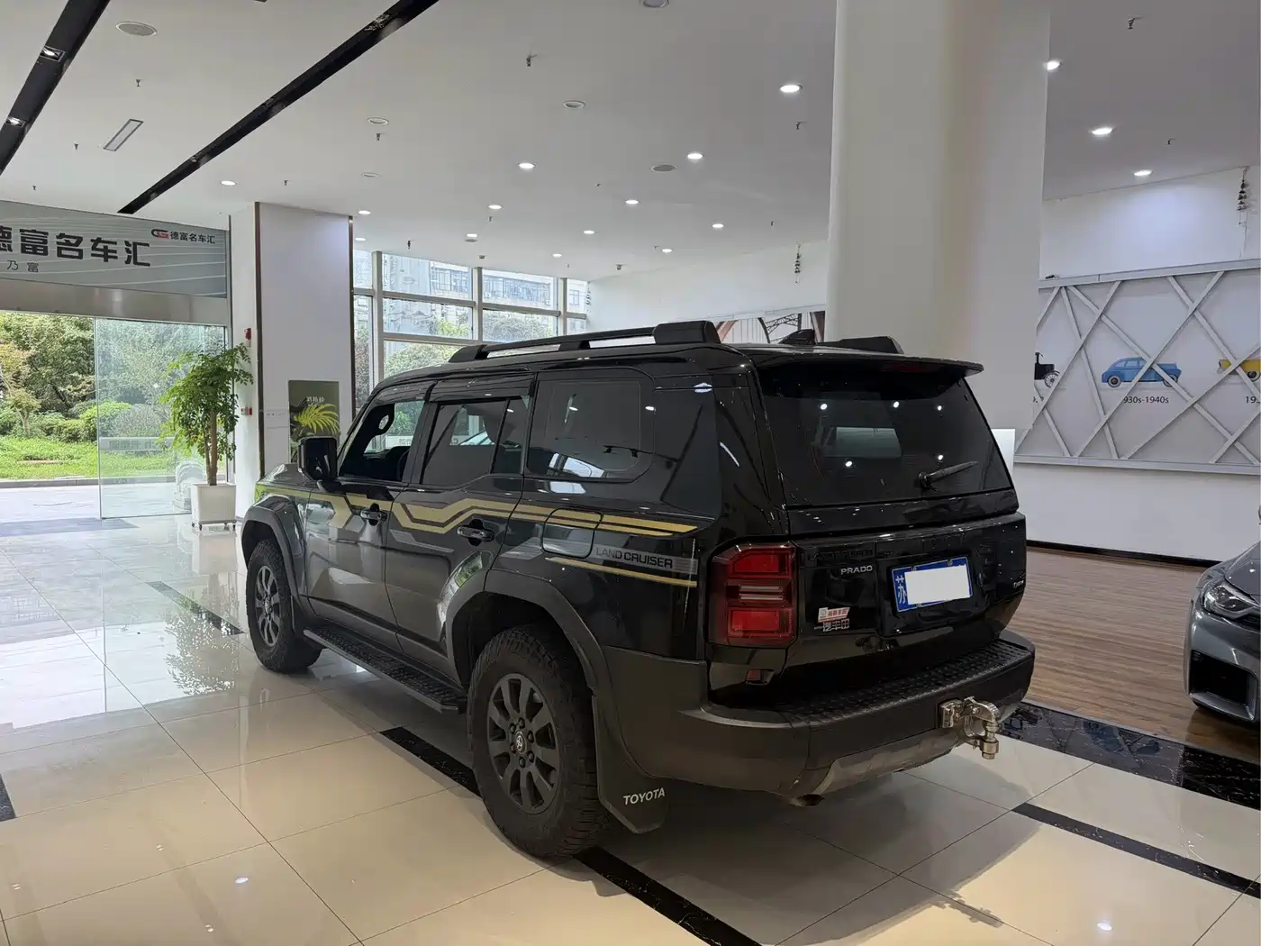 Фото 7 - Toyota Prado