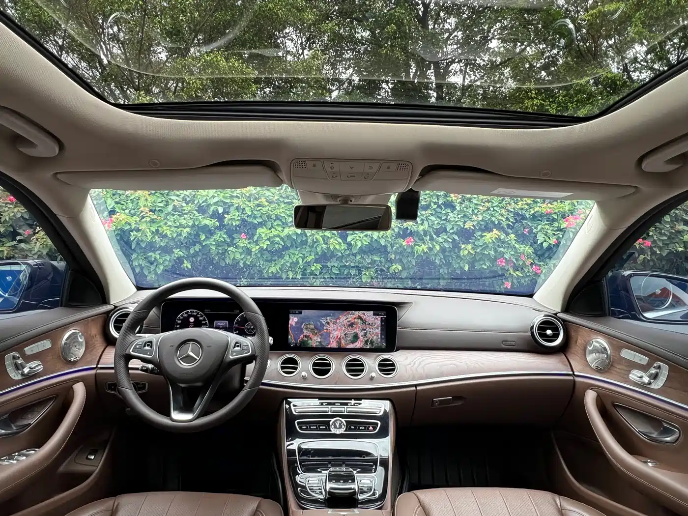 Mercedes-Benz E-Class 2017 E 300 L Luxury фото 6