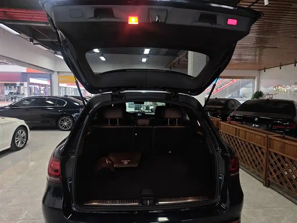 Mercedes-Benz GLC 2022 Facelift GLC 260 L 4MATIC Dynamic фото 19