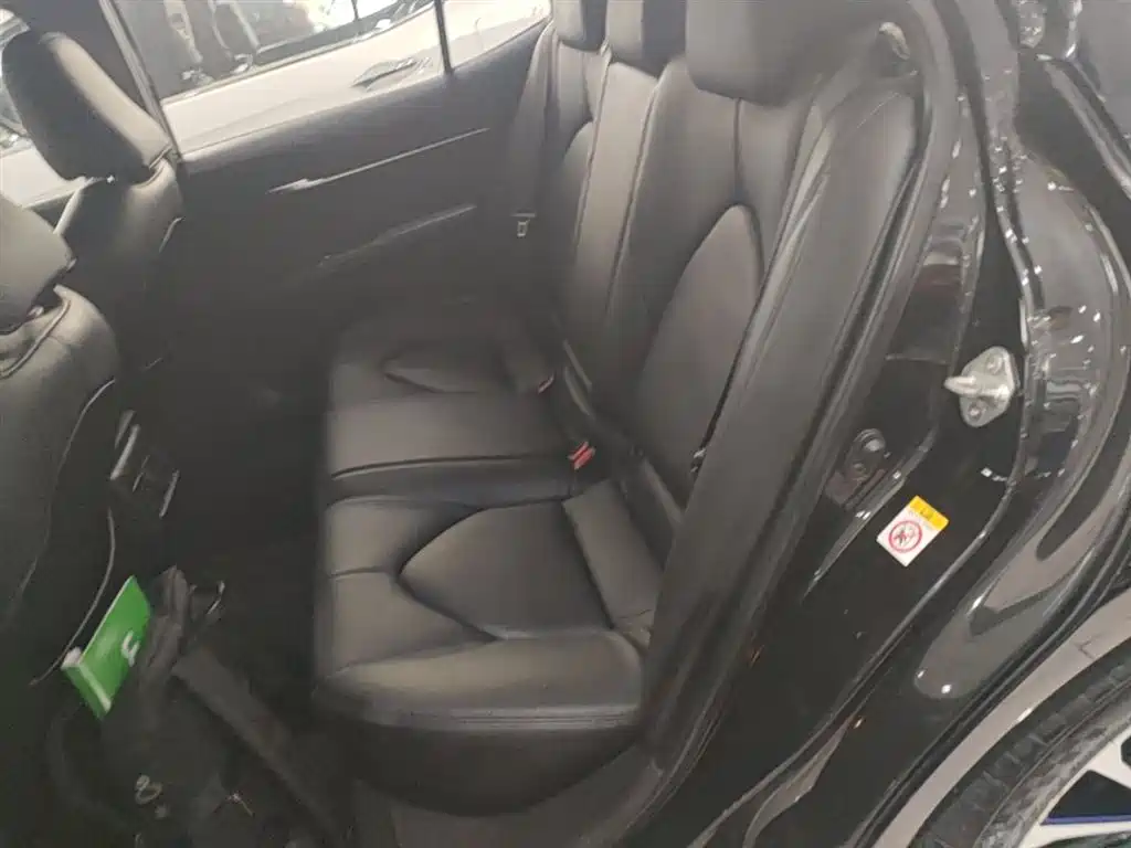 Toyota Camry 2018 2.0S Sport Edition фото 17
