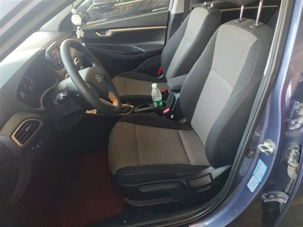 Hyundai Elantra 2018 1.6L Automatic Pleasing Edition GL China VI фото 15