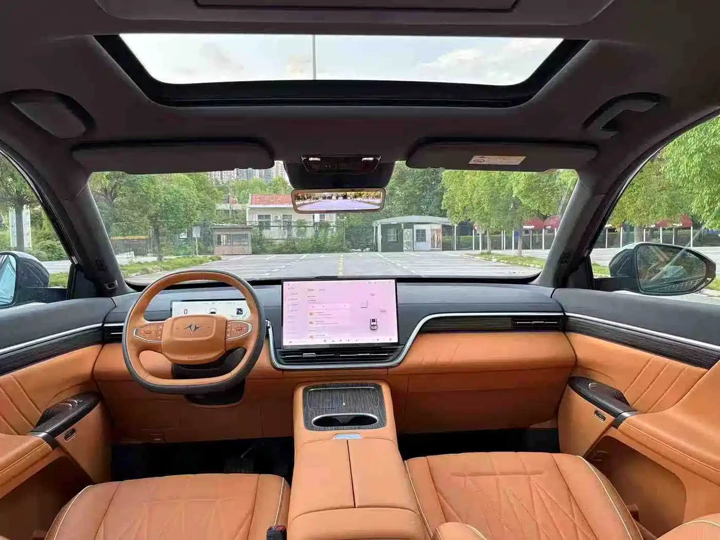 Dongfeng Yipai eπ008 2024 636Max Pure Electric 6-Seater фото 5