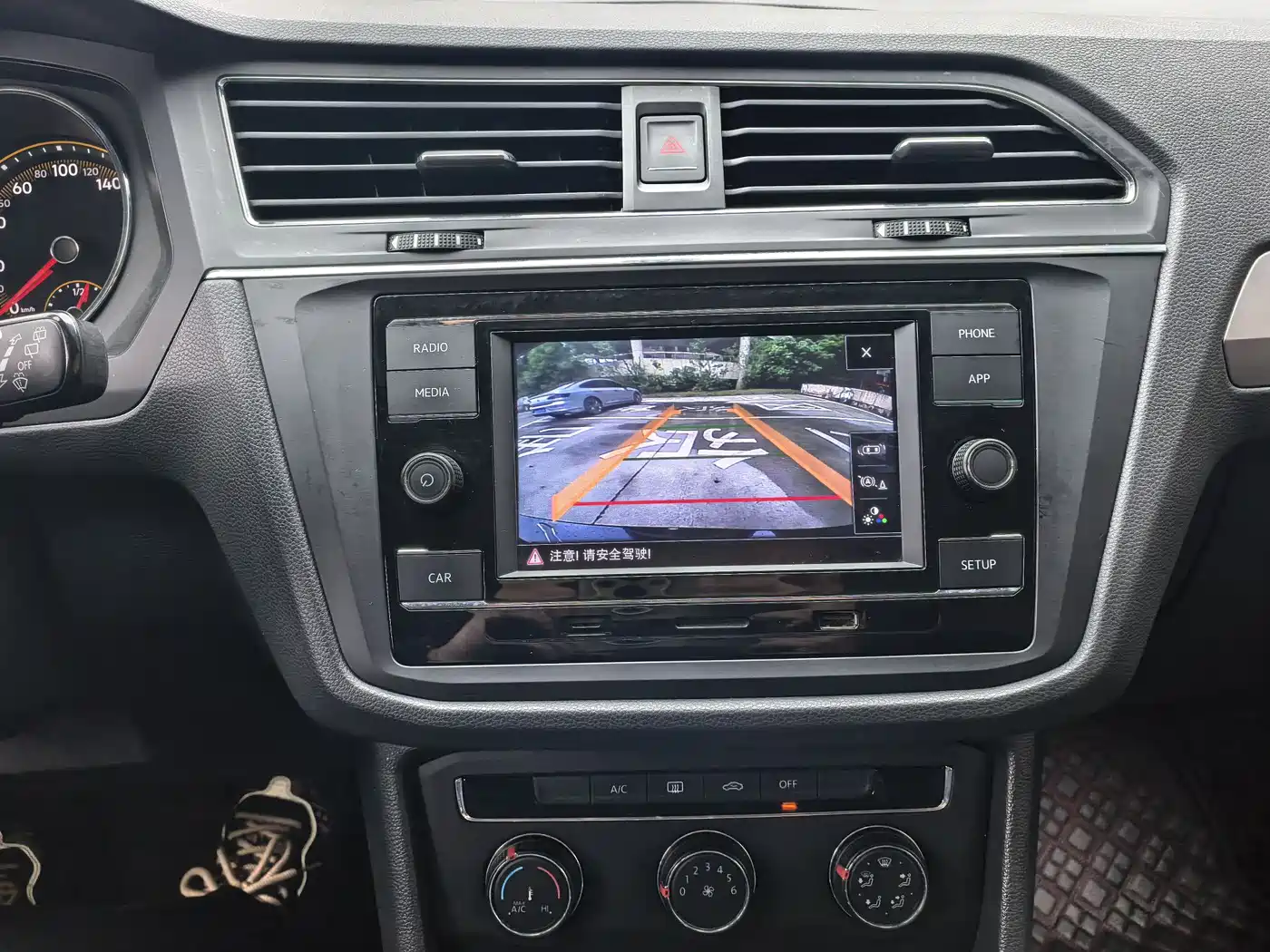 Volkswagen Tiguan L 2021 330TSI Automatic 2WD Comfort фото 11