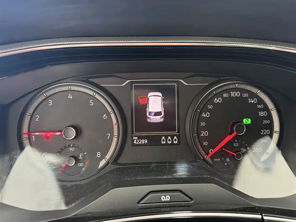 Volkswagen Tayron 2019 330TSI 2WD Luxury China VI фото 8