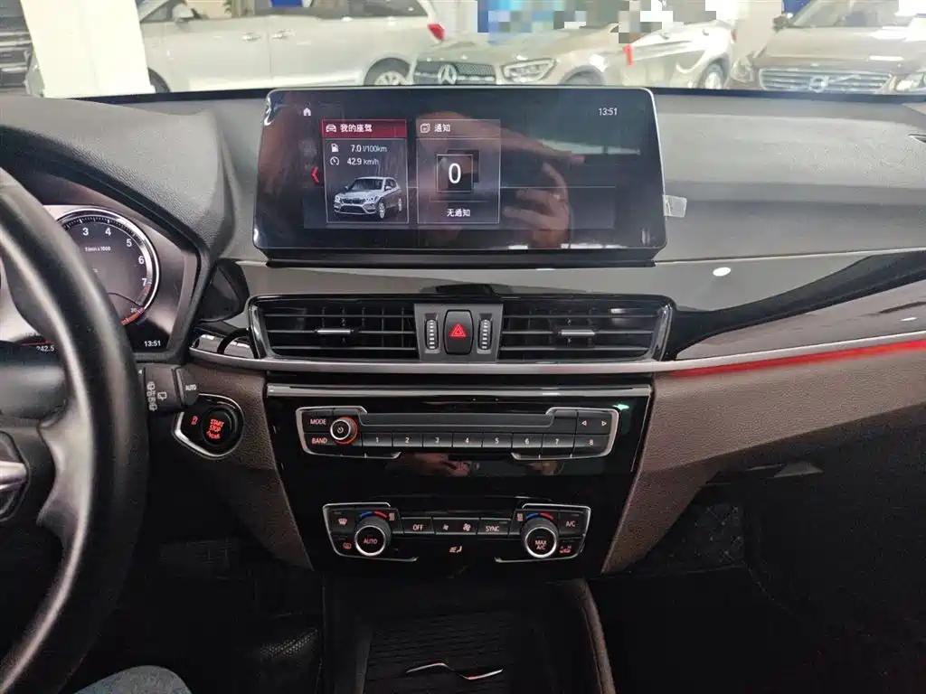 BMW X1 2022 sDrive25Li Leading фото 20