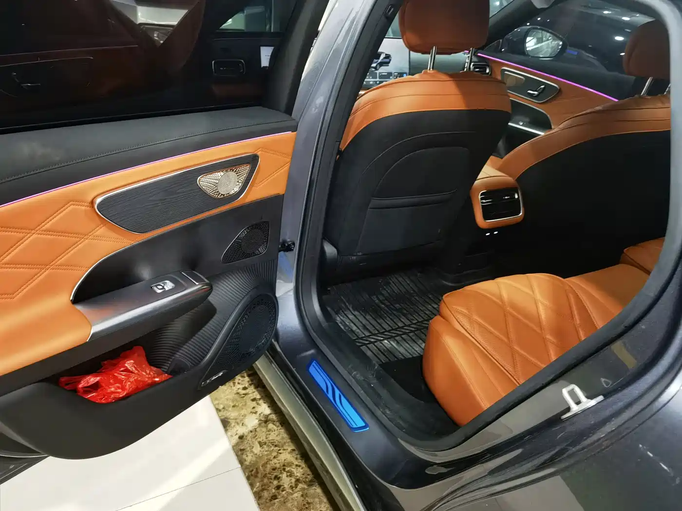 Chery Fengyun Fengyun A9L 2026 2025 Model 260 Extended Range Premium Edition