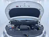 Фото 15 - Geely Vision X3