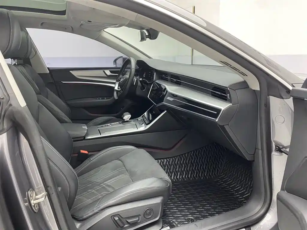 Audi A7L 2022 45 TFSI S-line Future Dream Edition фото 21