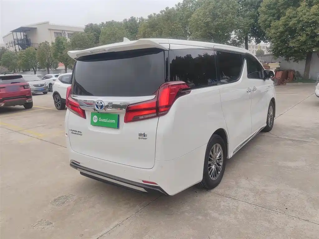 Toyota Alphard 2021 Hybrid 2.5L Premium фото 5