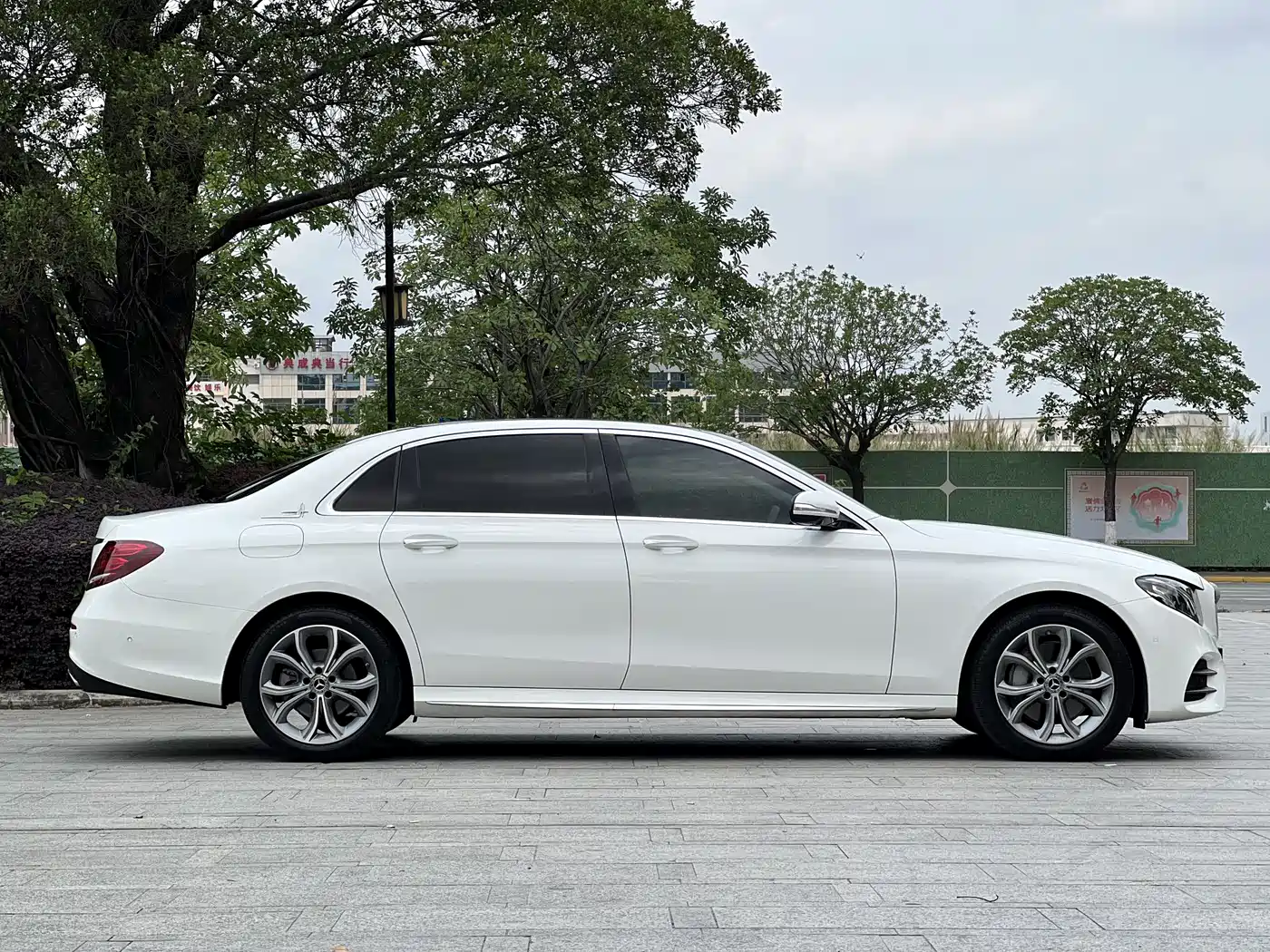 Mercedes-Benz E-Class 2020 Facelift E 300 L Sport Fashion фото 8