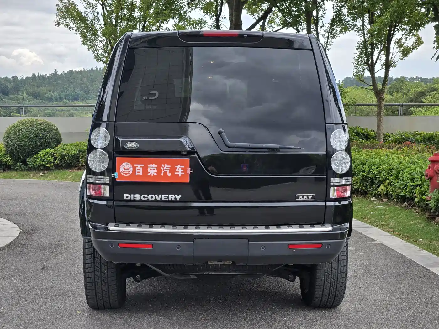 Land Rover Discovery 2014 3.0 SC V6 XXV Edition фото 6
