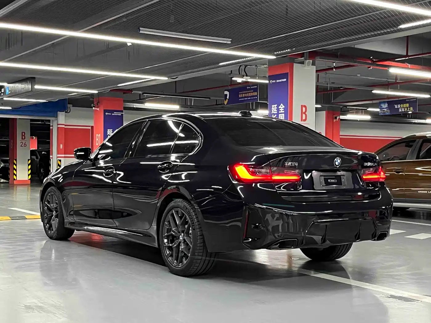 Фото 5 - BMW 3 Series