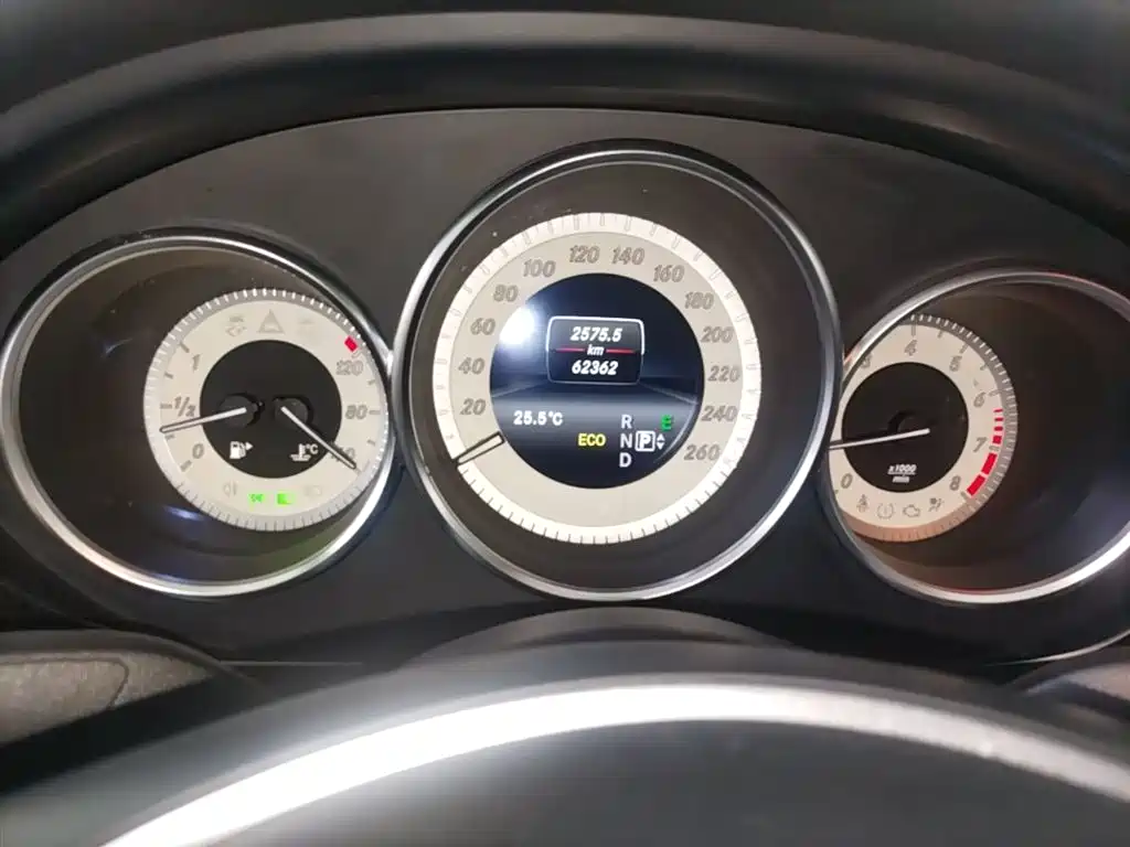 Mercedes-Benz CLS 2015 CLS 320 фото 12