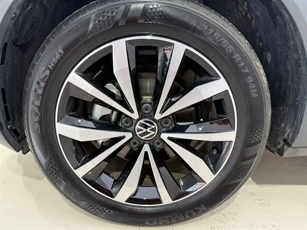 Volkswagen T-ROC 2023 280TSI DSG 2WD Time Edition фото 10