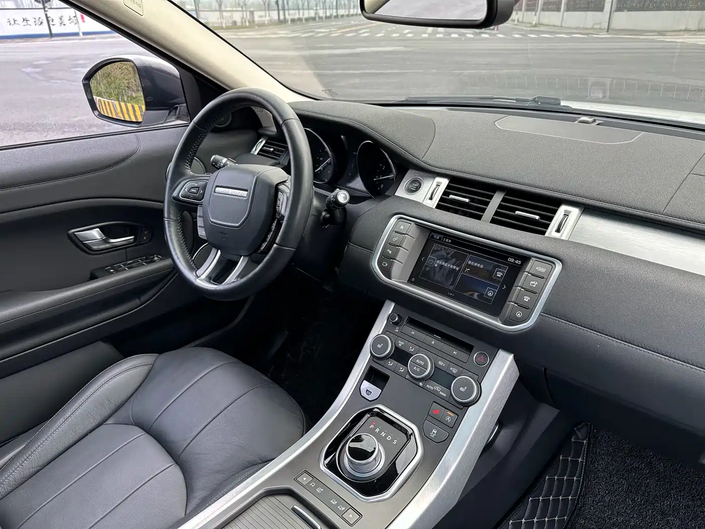 Land Rover Range Rover Evoque 2016 2.0T SE ZhiYao фото 13