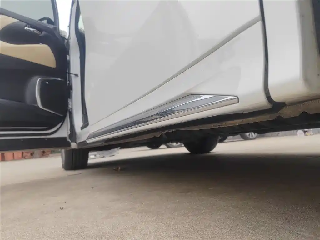 Toyota Alphard 2021 Hybrid 2.5L Premium фото 21