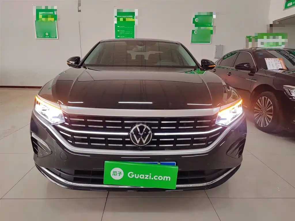 Volkswagen Passat 2023 Facelift 330TSI Luxury Edition фото 3