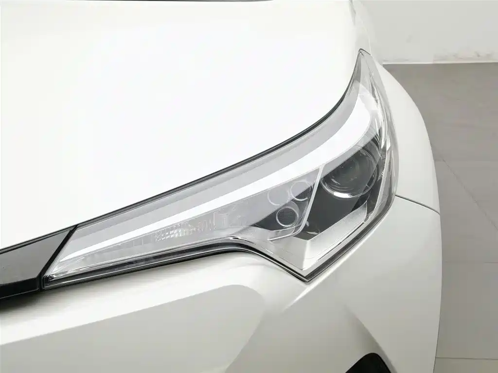 Toyota IZOA 2020 2.0L Yi Xiang Edition фото 7