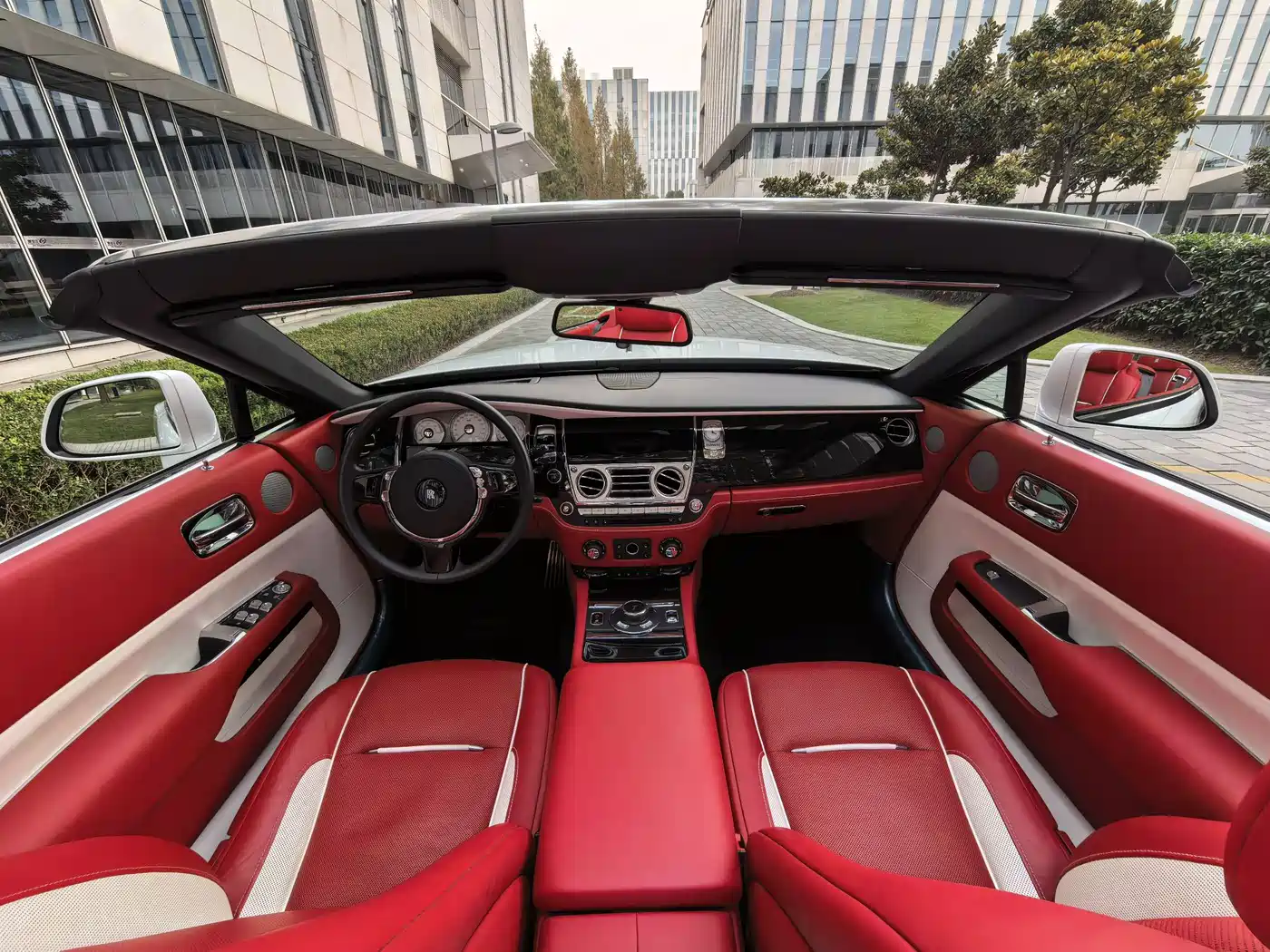 Rolls-Royce Dawn 2021 2018 6.6T Standard