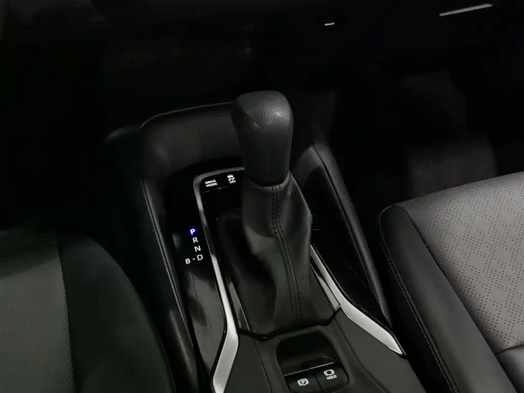 Toyota Corolla 2024 Model 1.8L Smart Hybrid Elite Edition фото 13