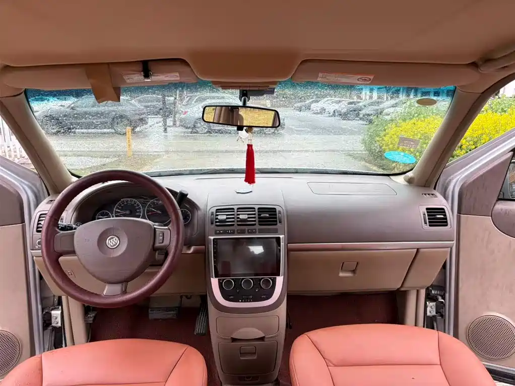 Buick GL8 2013 2.4L Comfort Edition фото 4
