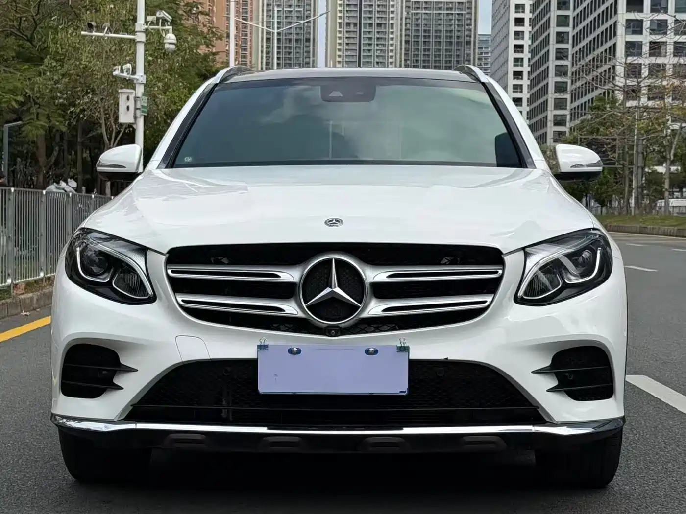 Mercedes-Benz GLC 2018 Facelift GLC 260 4MATIC Luxury фото 2