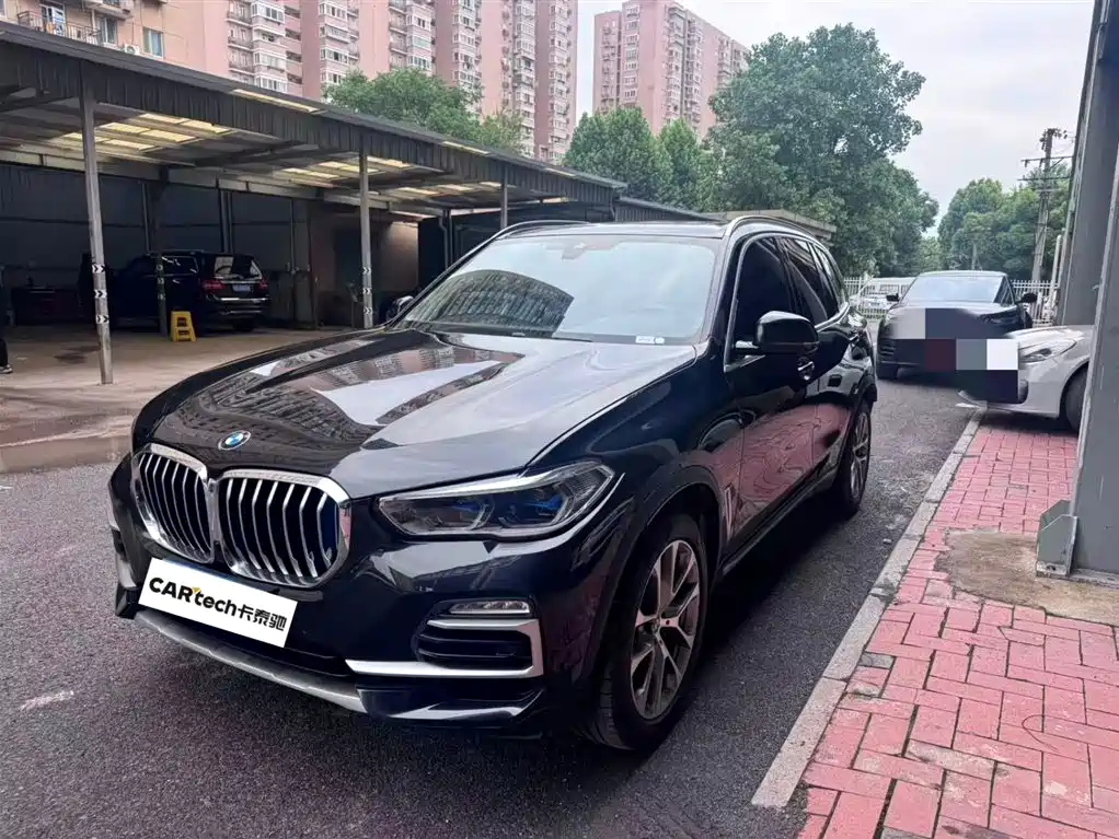 BMW X5 (Import) 2020 xDrive30i M Sport Package фото 6