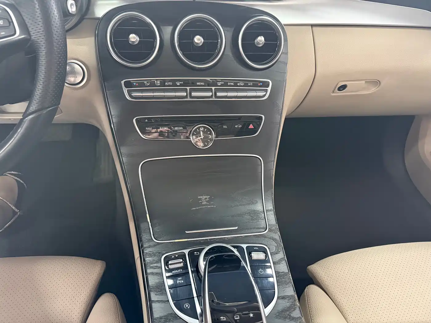 Mercedes-Benz C-Class 2015 Facelift C 180 L Sport фото 14