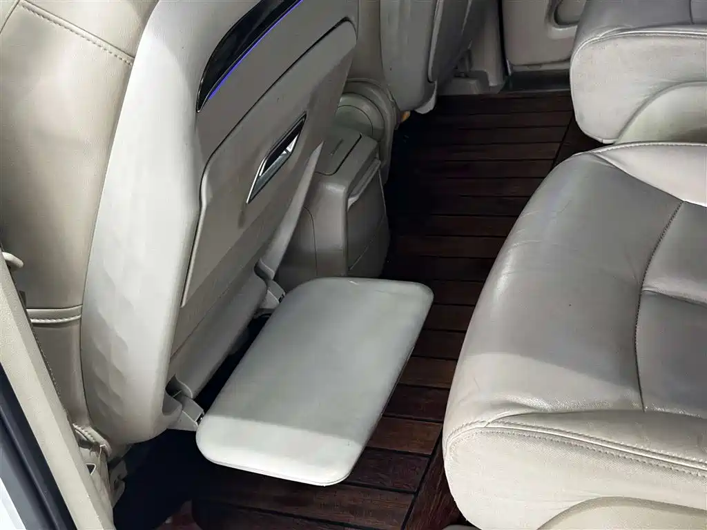 Buick GL8 2018 28T Luxury Model China VI фото 20