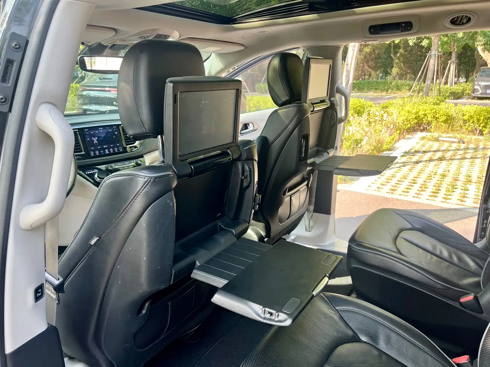 Фото 17 - Chrysler Pacifica
