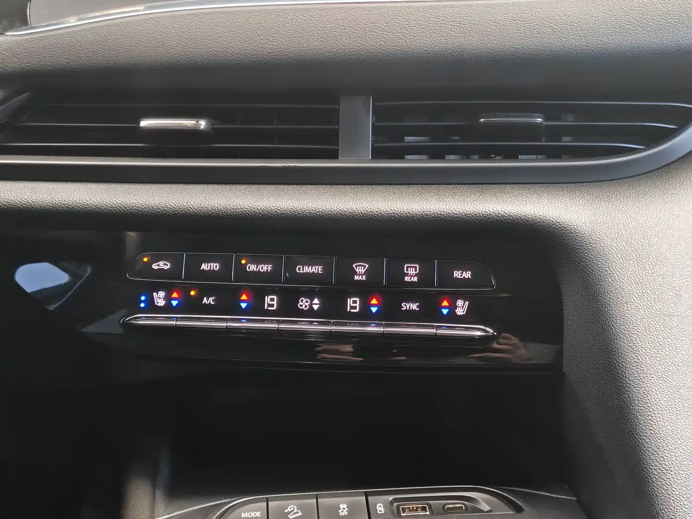 Buick Enclave 2020 28T 2WD Premium Model фото 13