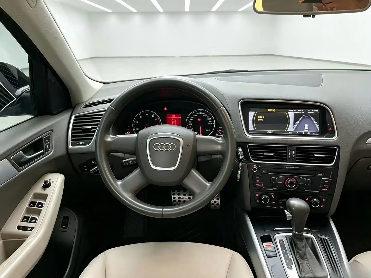 Photo 7 - Audi Q5